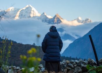 हिमालका केही कथा: शोकदेखि विजयसम्म