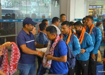 नेपाली क्रिकेट टोली फर्कियो नेपाल