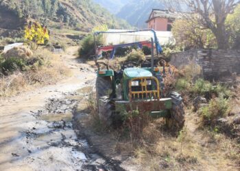 ठेकदार सम्पर्कविहीन, खप्तड पर्यटकीय सडक अलपत्र