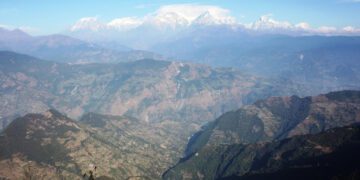 सूर्योदय अवलोकन केन्द्र गाम्फा धुरी ओझेलमा