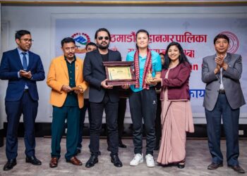 काभा महिला भलिवलः उपविजेता टोलीलाई प्रोत्साहन गर्न नगदसहित काठमाडौँ महानगरपालिकाले गर्यो सम्मान