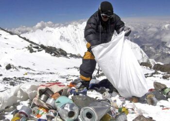 Nepali Army to Remove 10 Tonnes of Trash from Everest Region in Clean Himalaya Campaign-2024